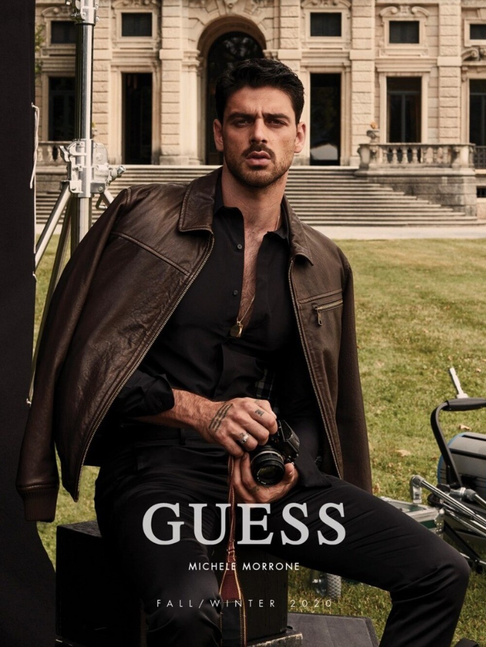 GUESS catalog #342